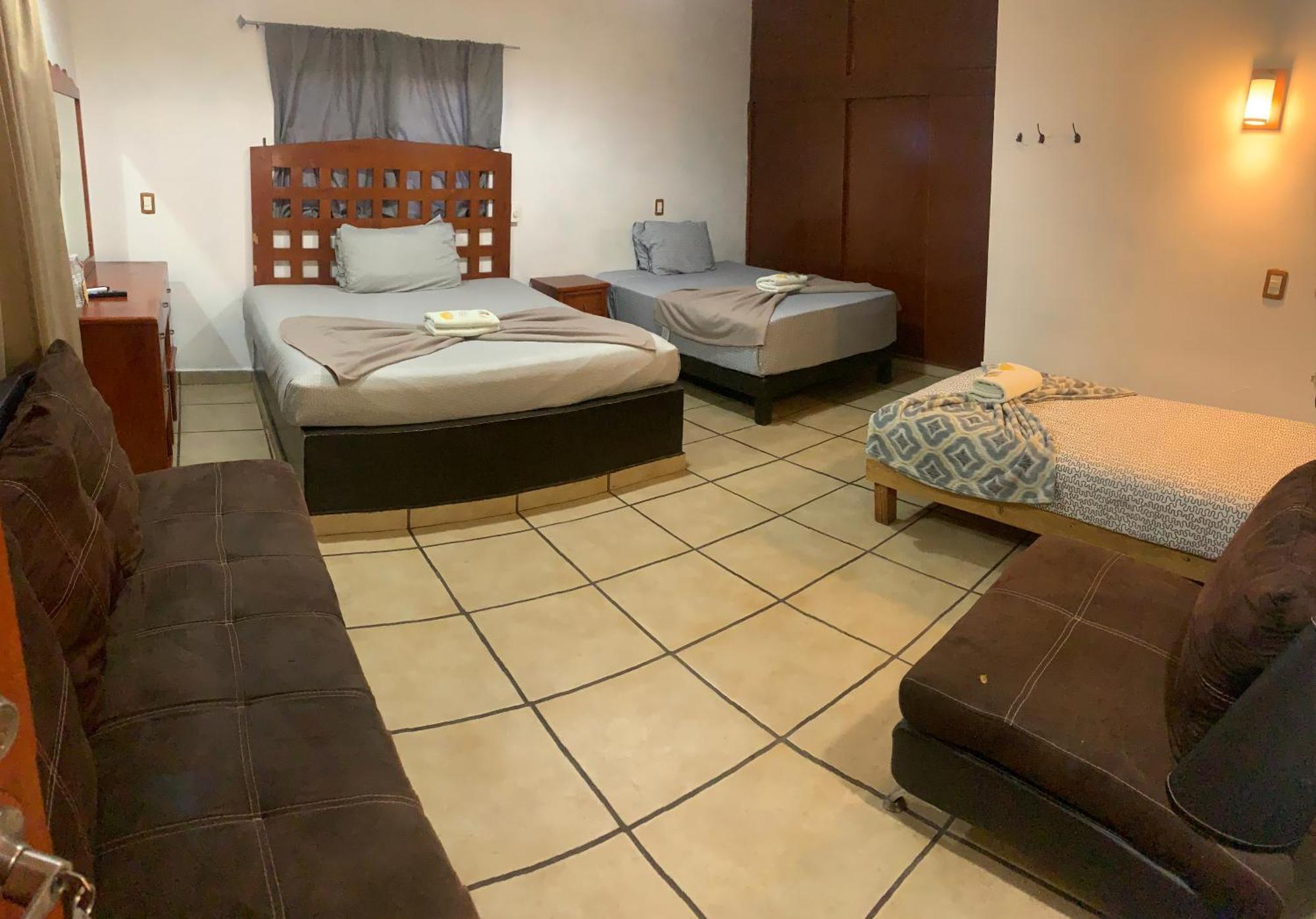 Hotel Colonos Los Cabos Кабо-Сан-Лукас Экстерьер фото