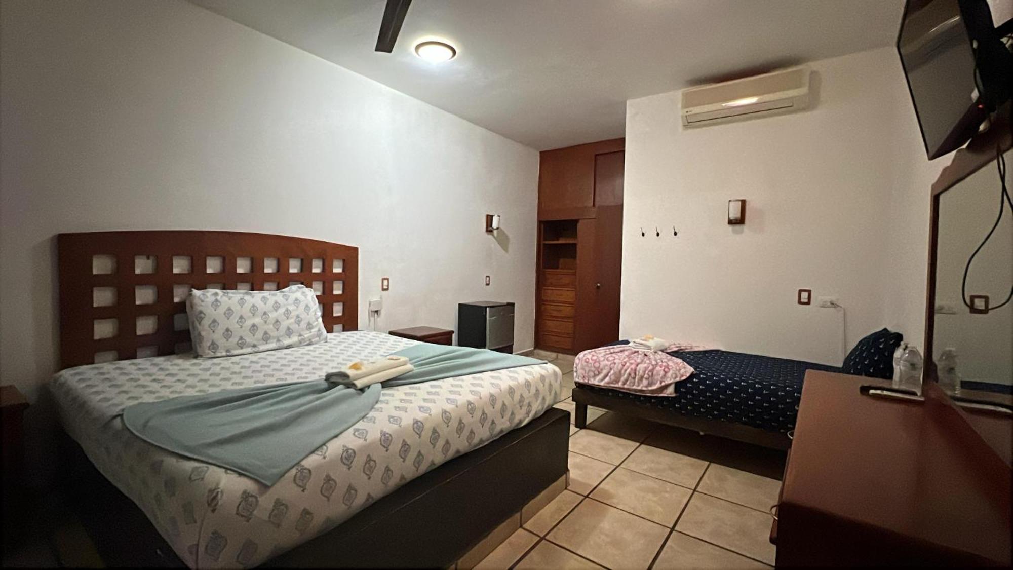 Hotel Colonos Los Cabos Кабо-Сан-Лукас Экстерьер фото